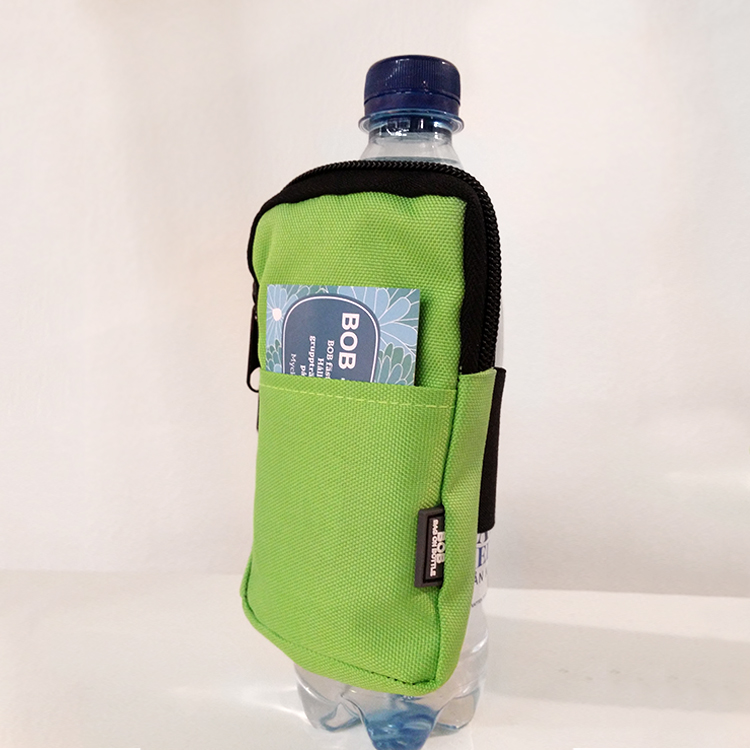 Läs mer om Väska på vattenflaskan, Limegrön