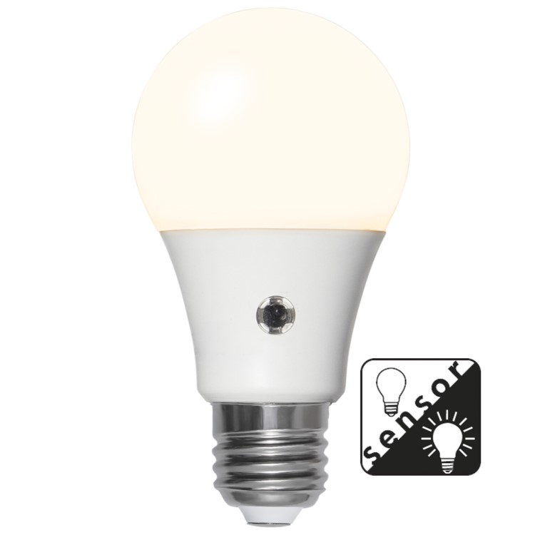Läs mer om Smart LED med skymningssensor, 7W