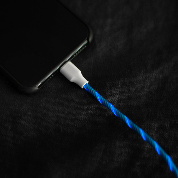 Läs mer om USB-kabel med synlig ström, Apple Lightning Blå