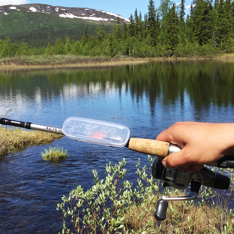 Hållare till fiskedrag