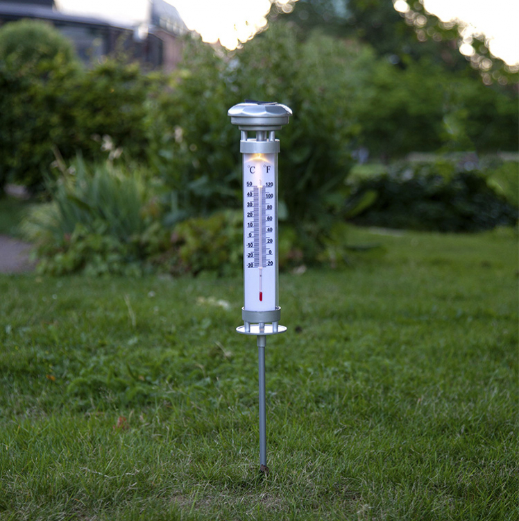 Solcellsladdad utomhustermometer