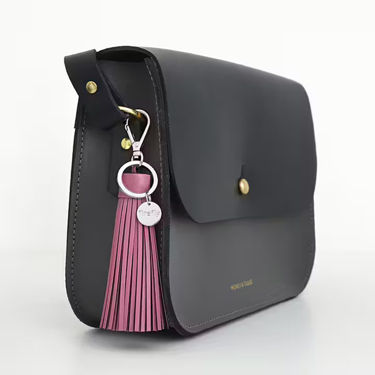 Reflextofs Firefly, Rosa