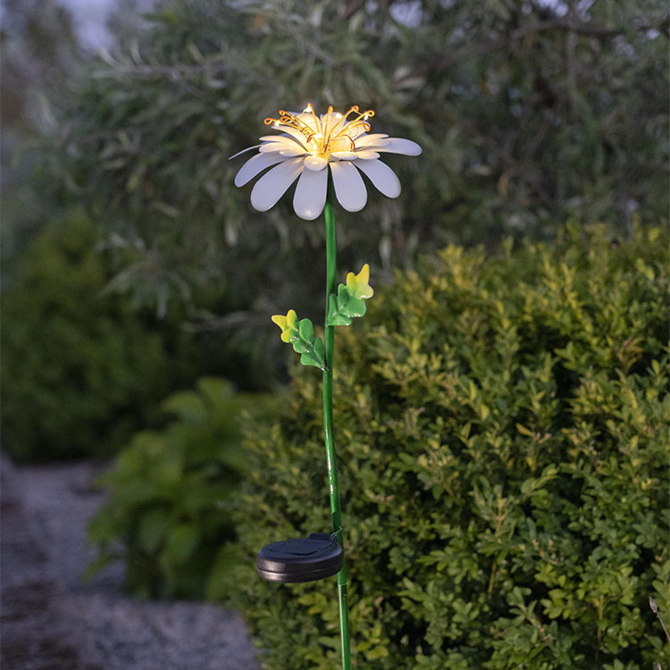 Solcellsblomma på spett, Daisy