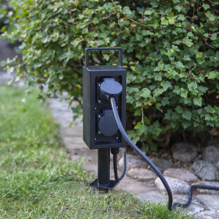 Grenuttag för utomhusbruk