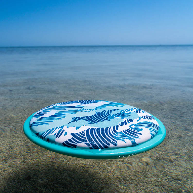 Flytande frisbee Waboba, Hav