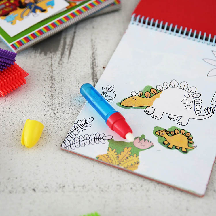 Vattenmålarbok med penna, Dinosaurier