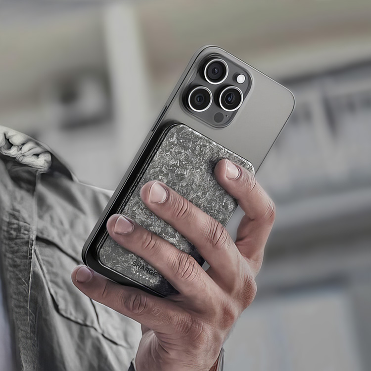 Powerbank med Qi-laddning, 5000 mAh | Hemmet - Elektronik - Laddare och Powerbanks | Pryloteket