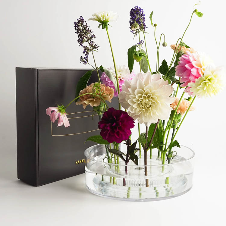 Stor vas i akryl, Hanataba