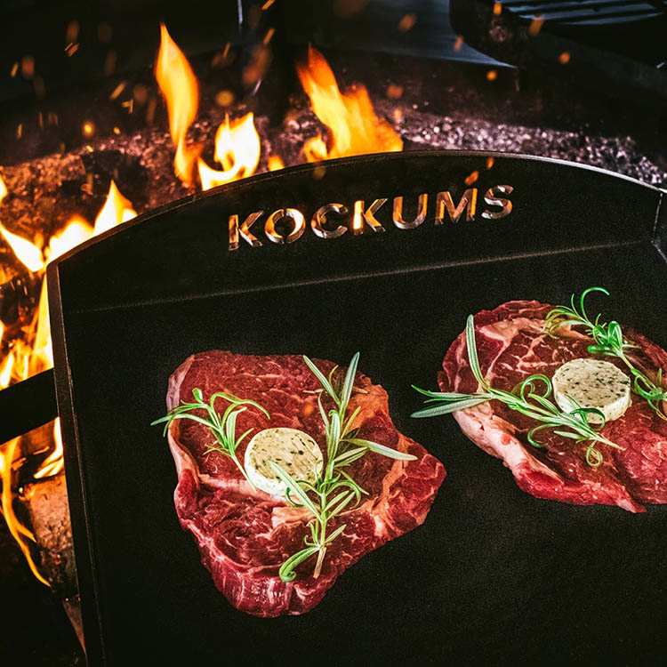 Stekhäll i kolstål, Kockums Jernverk