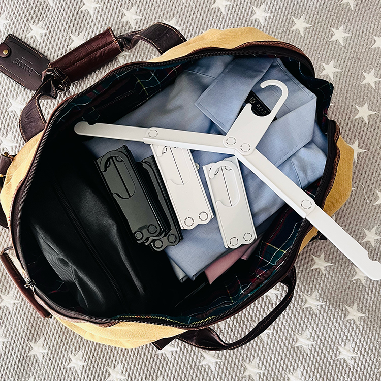 Hopfällbar resegalge, HÄNG