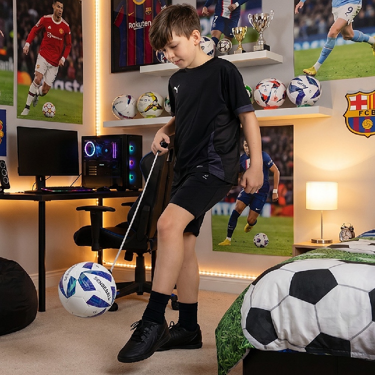 Fotboll med elastiskt snöre, Senseball