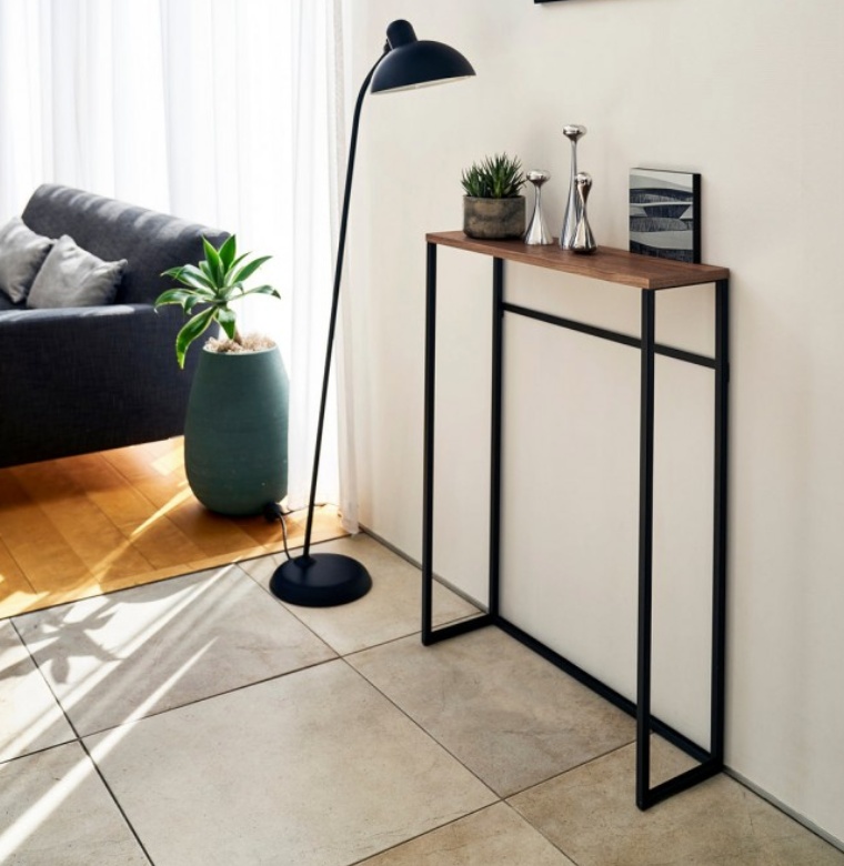 Smalt avlastningsbord, 60 cm, Yamazaki, Svart