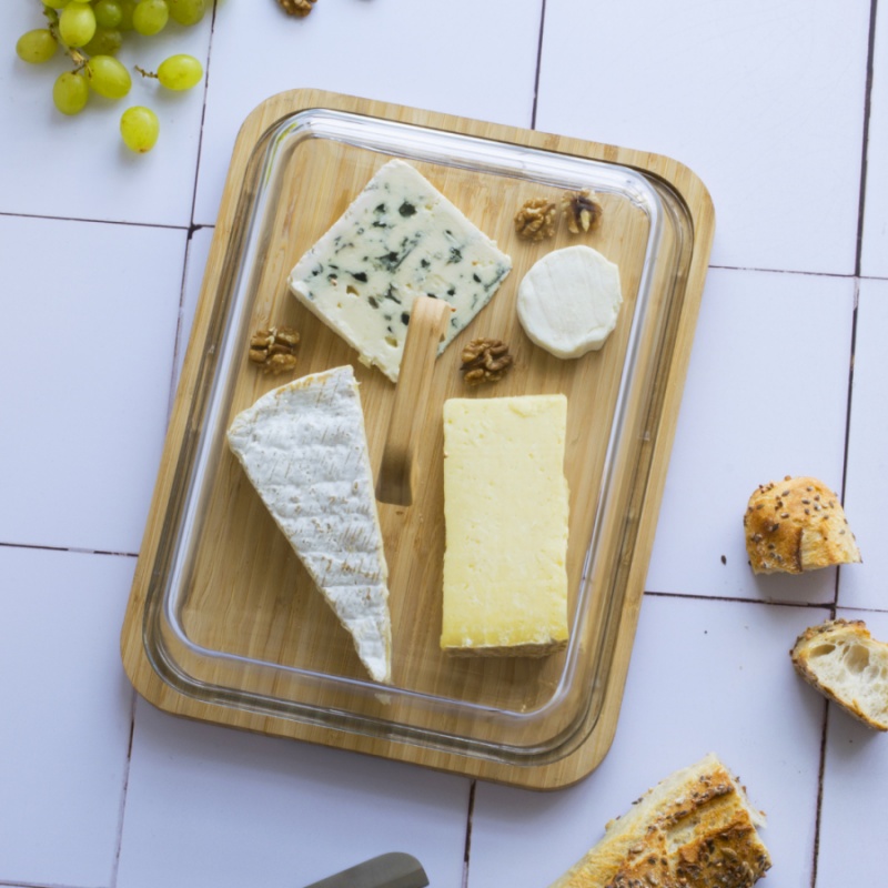Bricka av bambu med glaslock, PEBBLY PLATEAU Ã FROMAGE, 34 x 25 x H 9,5 cm, Klar / Natur