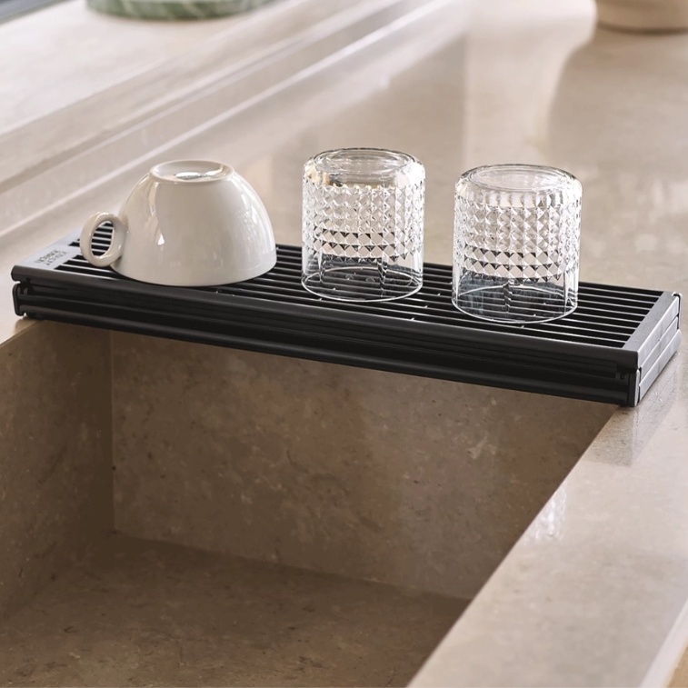 Diskunderlägg, över diskho, PLATFORM SINK DRAINER, Joseph Joseph, Grå