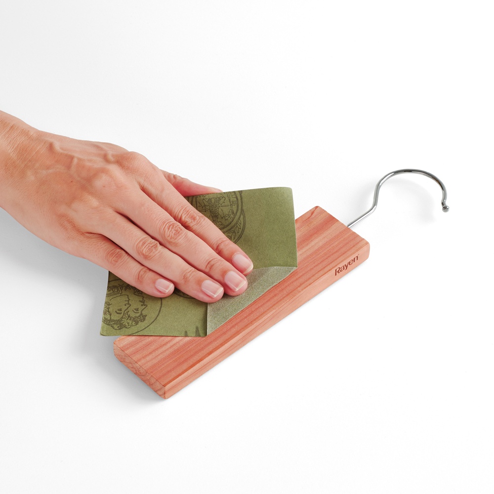 Doftblock med krok, Cederträ, 2 st, HANG UPS, 4,8 x 1 x H 20,7 cm, Natur