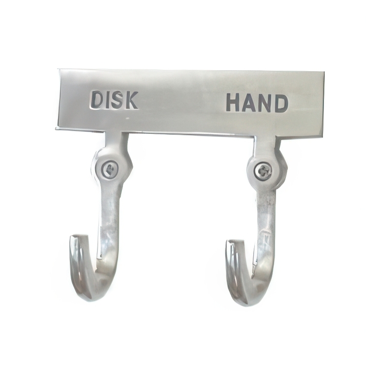 Dubbel krok med skylt, DISK & HAND, Exmez, Sandgjuten aluminium
