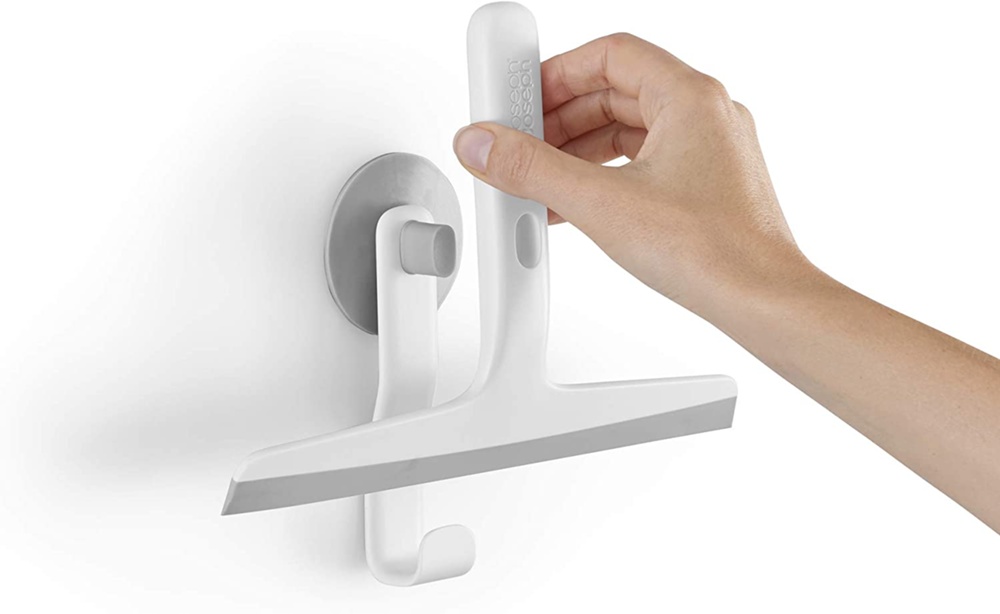 Duschskrapa med sugpropp & krok, EASY-STORE SLIMLINE, Joseph Joseph, Vit