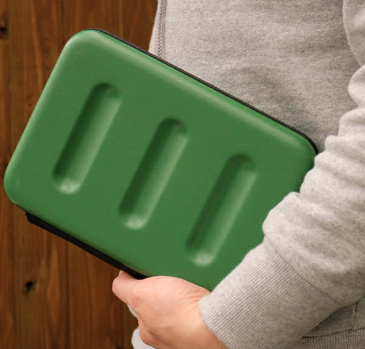 Fodral för sladdar mm, LARGE HARD SHELL CASE, 21,4 x 6 x H 15 cm, Nähe