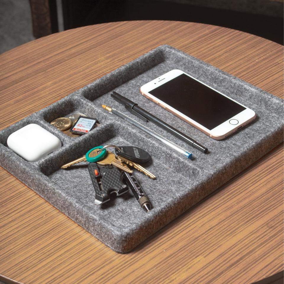 Förvaringsbricka med fack, FILT CATCH-ALL TRAY, 28,6 x 20 x H 2 cm, Grå