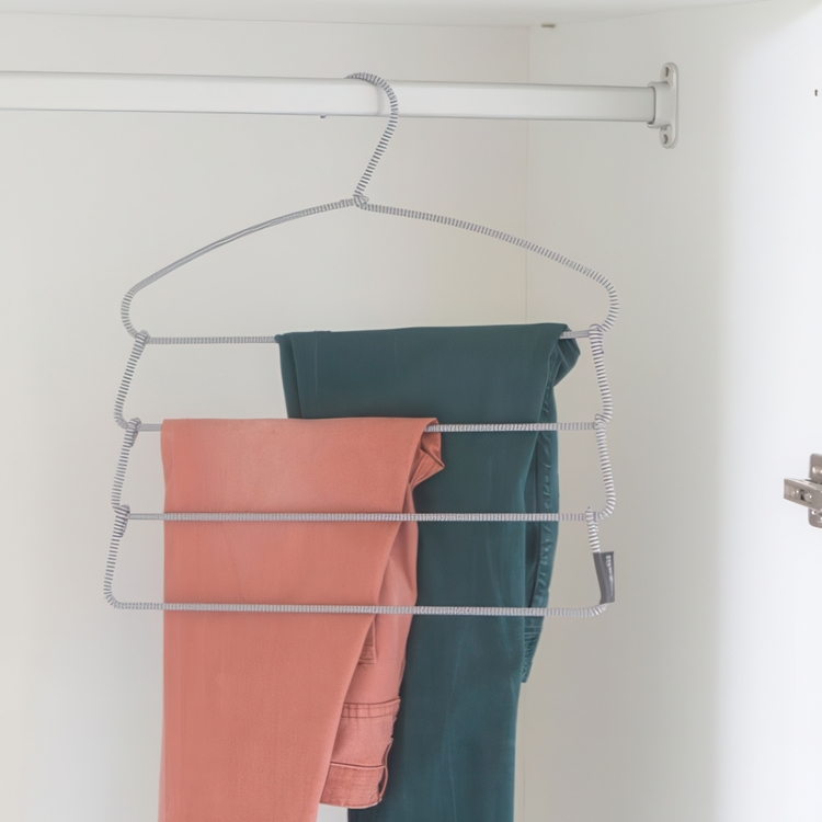 Galge för 4 par byxor, BRABANTIA SPACE-SAVER, 41,5 x H 42,5 cm , Svart / Vit