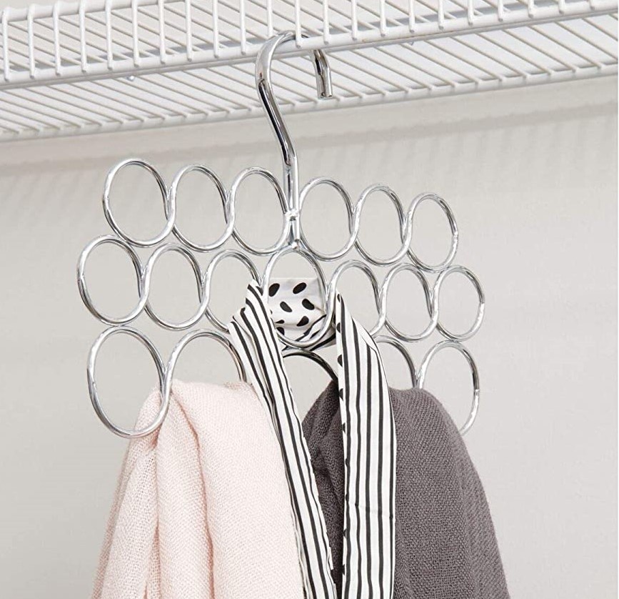 Galge i metall, för sjalar och scarfs, 18 SMALL LOOPS, Silver