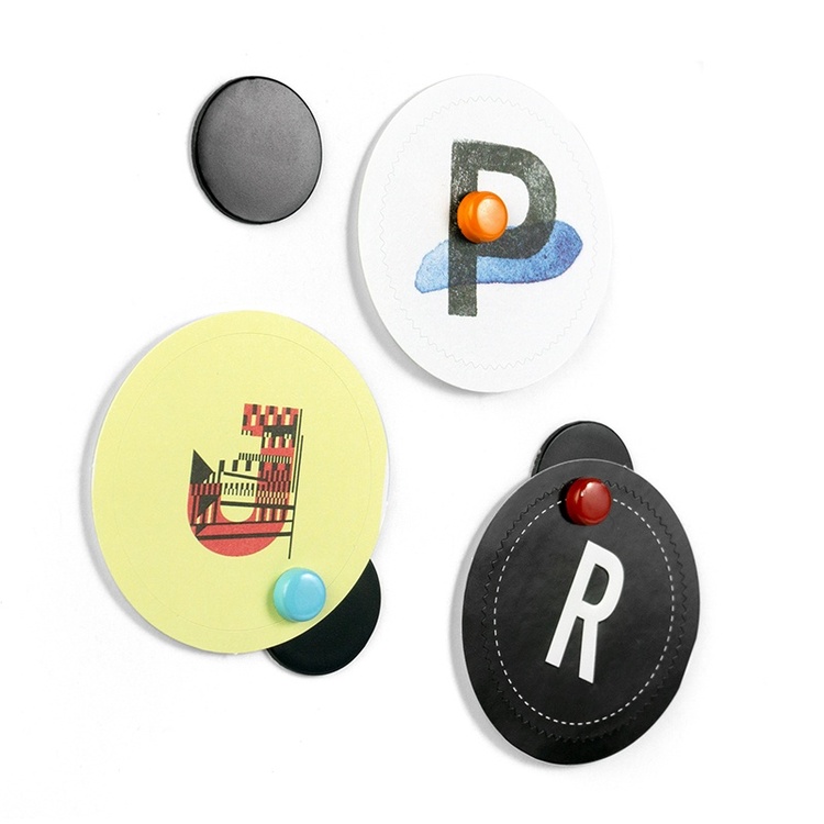 Gör ytan magnetisk, 28 st, MAGNETIC DOTS FLEX, Ø 2 cm, Svart