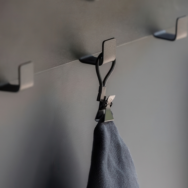 Klämmor för handdukar som saknar ögla, 4 st, TOWEL CLIPS, Svarta