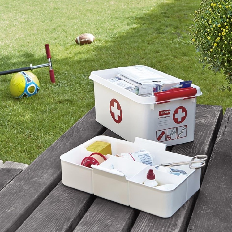 Låda för Medicin, Med handtag, 6 Liter, FIRST AID SMALL, 30 x 20 x H14 cm, Vit / Röd