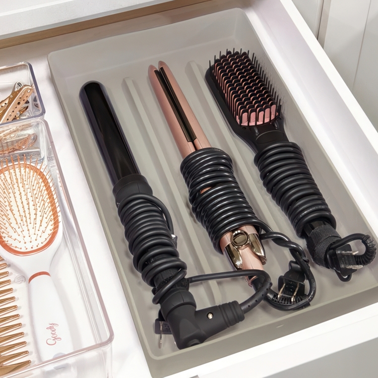 Lådinsats i silikon, THE HOME EDIT HAIR TOOL HOLDER, 37,5 x 24,1 x H4,4 cm, Grå