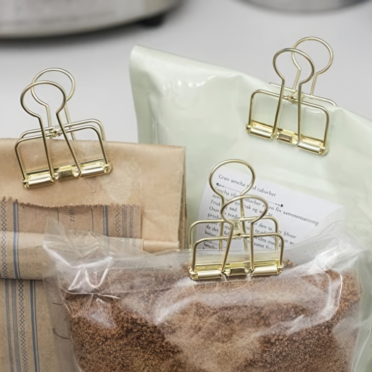 Pappersklämmor WIRE CLIPS SMALL 19 mm, 6 st, guld