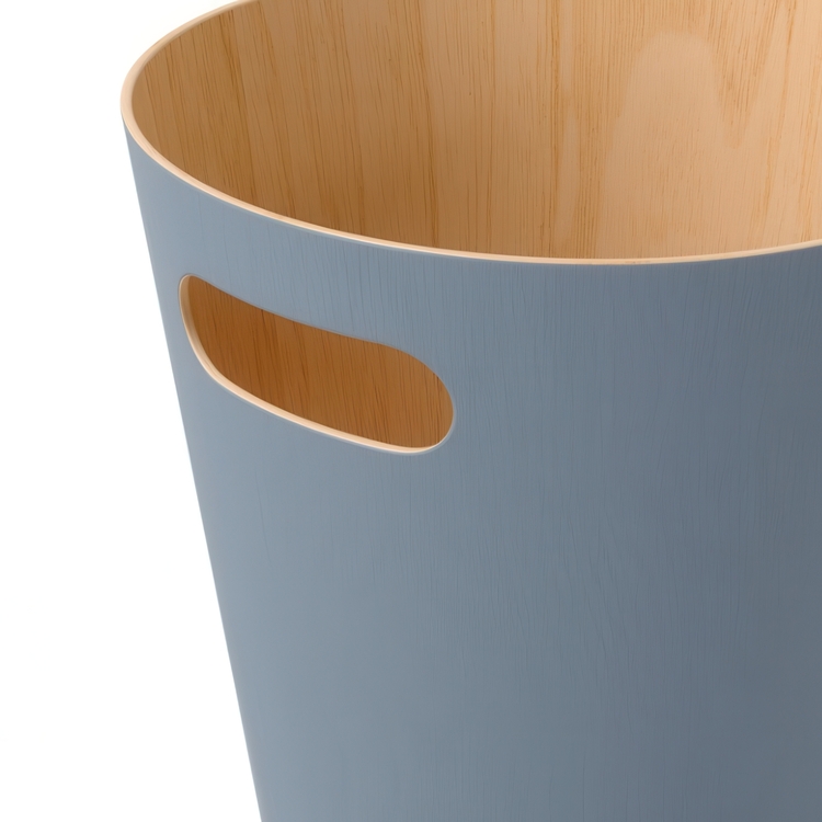 Papperskorg i trä, 7,5 L WOODROW, Ø 23 x H 28 cm. Umbra