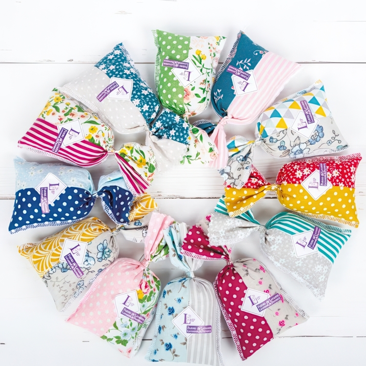 Påse med Lavendel från Provence, PATCHWORK SACHET LAVANDE, 7 x H 12 cm, Mönstrad