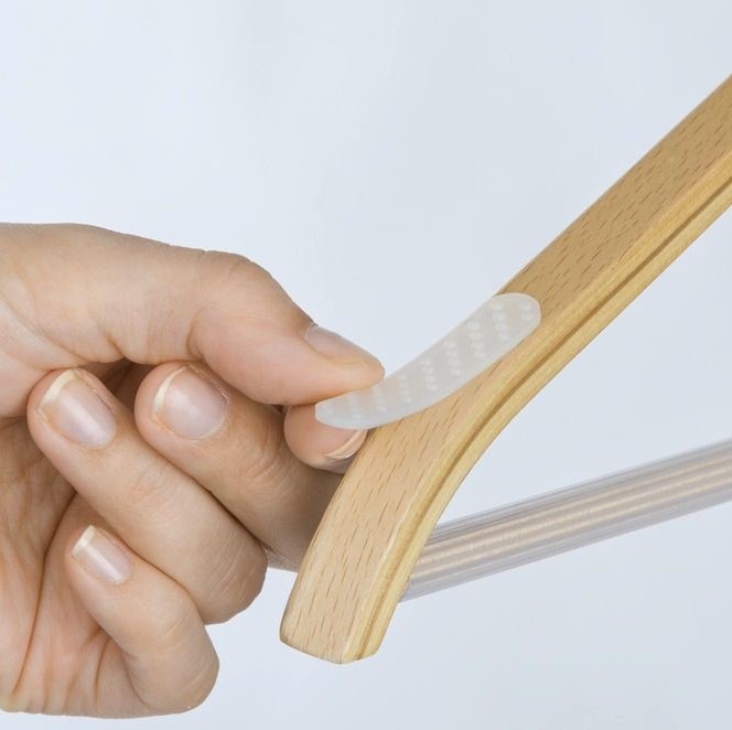 Självhäftande anti-glidremsor för galgar, 20 st, ANTI SLIP STRIPS, Klara