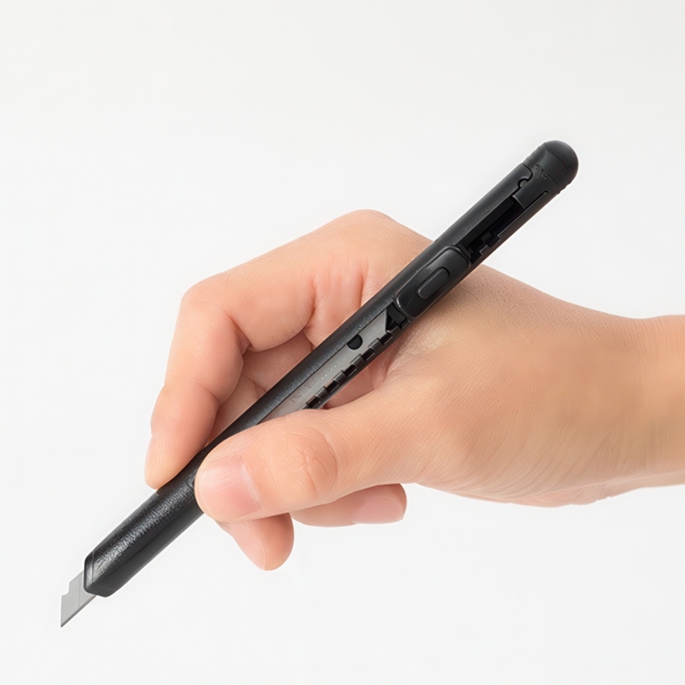 Skalpell, MIDORI PEN CUTTER,∅1 cm × 14 cm, svart