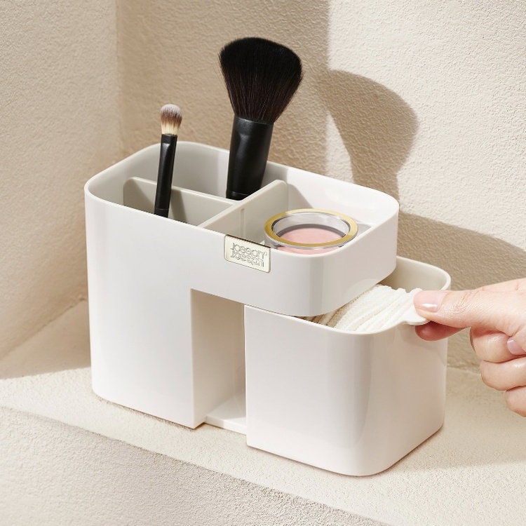 Sminkställ med låda, VIVA SMALL COSMETIC ORGANISER, Joseph Joseph, Ben