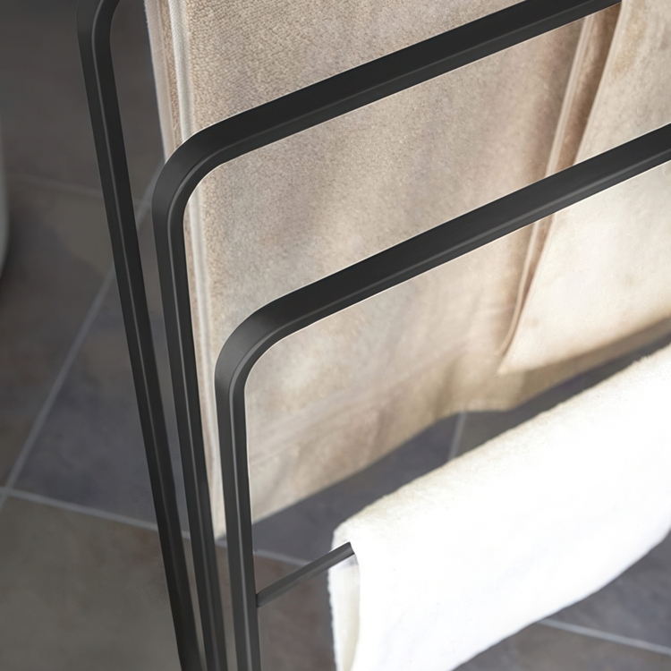 Ställning i metall för handdukar, TOWER TOWEL HANGER, 14 x 70 x H 81 cm
