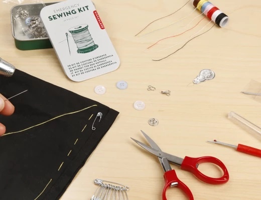 Syset i ask, EMERGENCY SEWING KIT, Kikkerland
