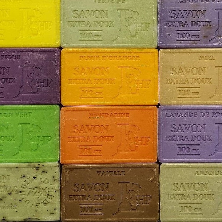 Tvål med Vaniljdoft, 100 g, SAVON DE MARSEILLE VANILLE, 8,5 x 5 x H 2,5 cm, Brun