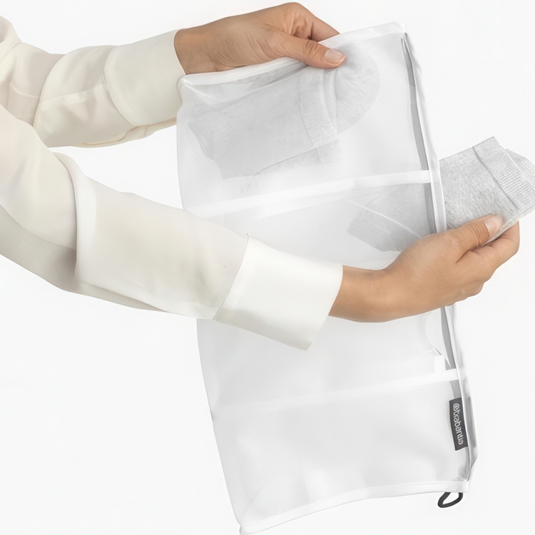 Tvättpåse med 4 sorteringsfack, BRABANTIA WASH BAG SOCKS, 42 x 1 x H 22 cm