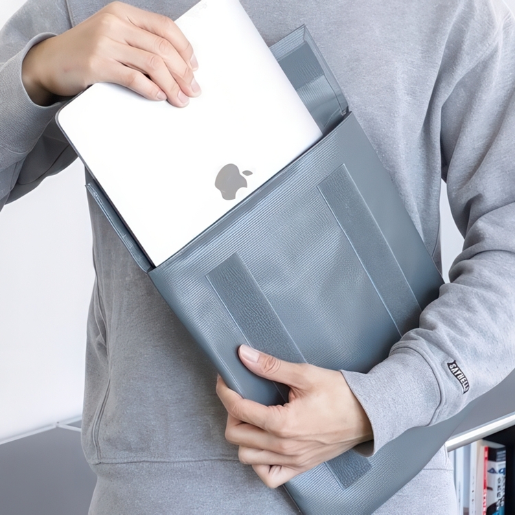 Vattentåligt fodral för Laptop / iPad, PENCO CARRY TITE CASE, 33 x 27 cm