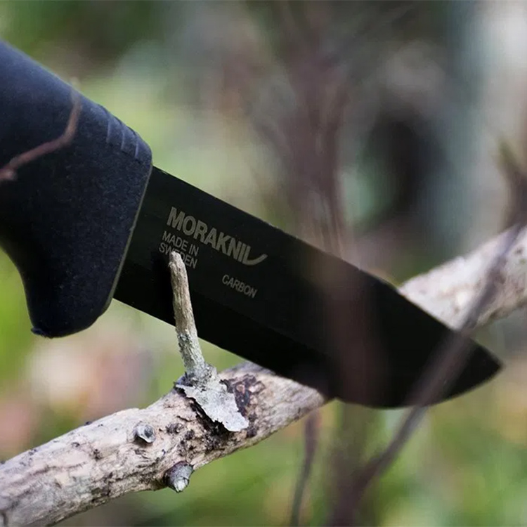 Morakniv med tändstål & bryne