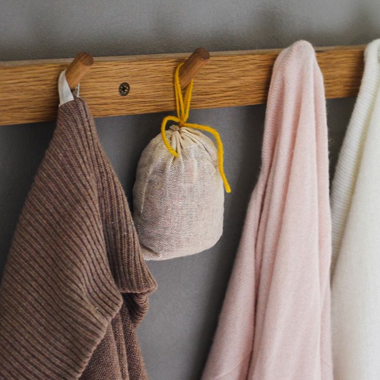 Doftpåsar med rödcederträ