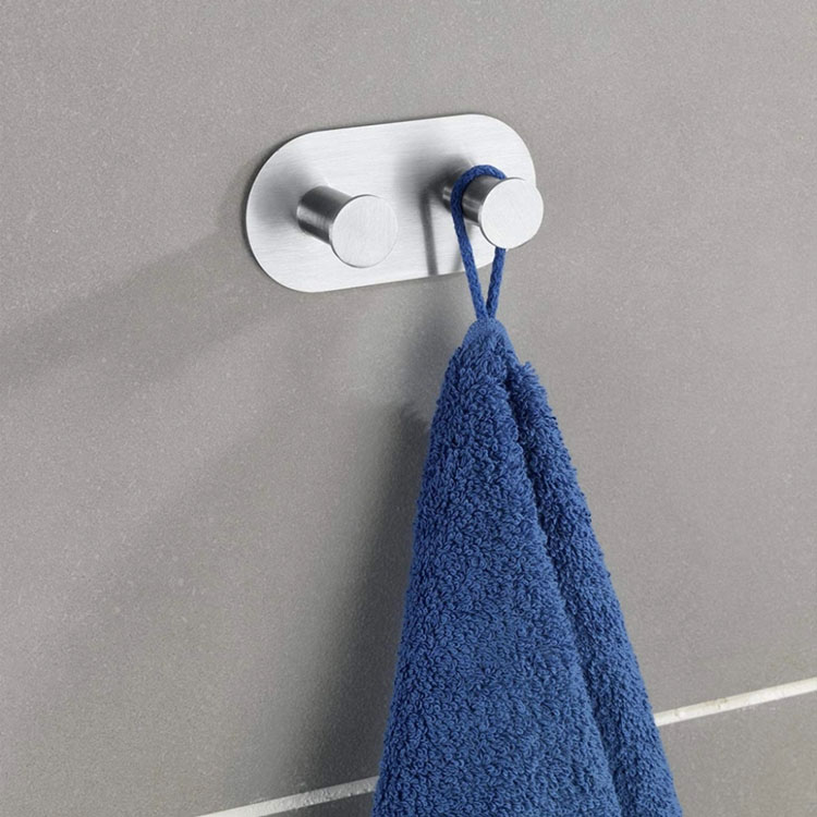 Magneter och självhäftande