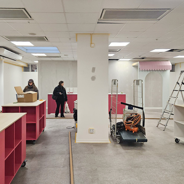 Bygget av butiken i Centralstationen