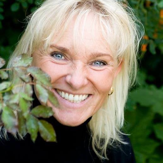 Vattenkanna guldvatten