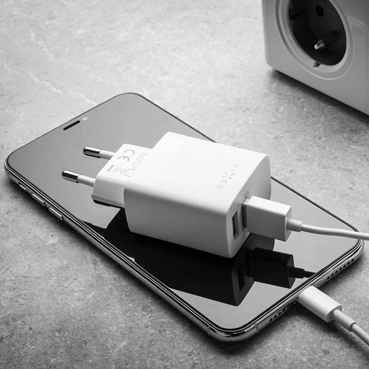 USB-laddare med flera portar i gruppen Hemmet / Elektronik / Kablar och Adaptrar hos SmartaSaker.se (13657)