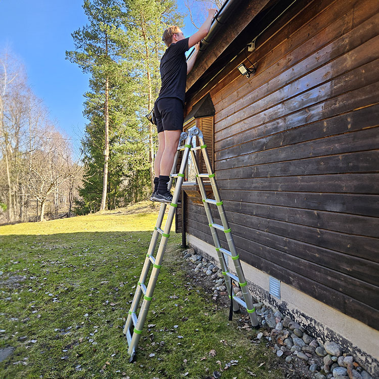 Teleskopisk stege i gruppen Fritid / Laga och reparera / Verktyg hos SmartaSaker.se (14281)