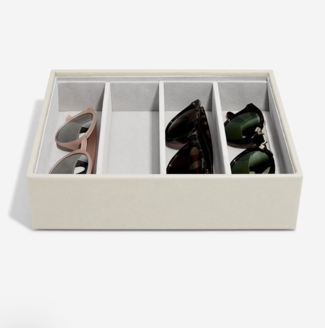 Bricka för glasögon CLASSIC STACKERS, 25 x 18 x H 6 cm, Oatmeal i gruppen Förvaring / Sovrumsförvaring / Smyckesförvaring hos SmartaSaker.se (40239)