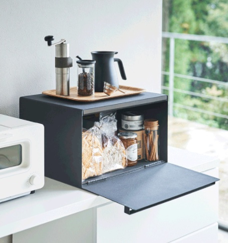 Brödlåda i metall, TOWER BREAD CASE, 40 x 34,5 x H 24 cm, Yamazaki, Svart i gruppen Förvaring / Köksförvaring hos SmartaSaker.se (40252)