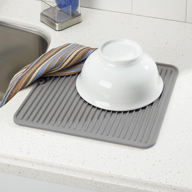 Diskmatta / Grytunderlägg, Fyrkantig, SILICONE MAT, 30,5 x 30,5 cm, Grå i gruppen Förvaring / Köksförvaring / Diskställ och diskbänk hos SmartaSaker.se (40418)